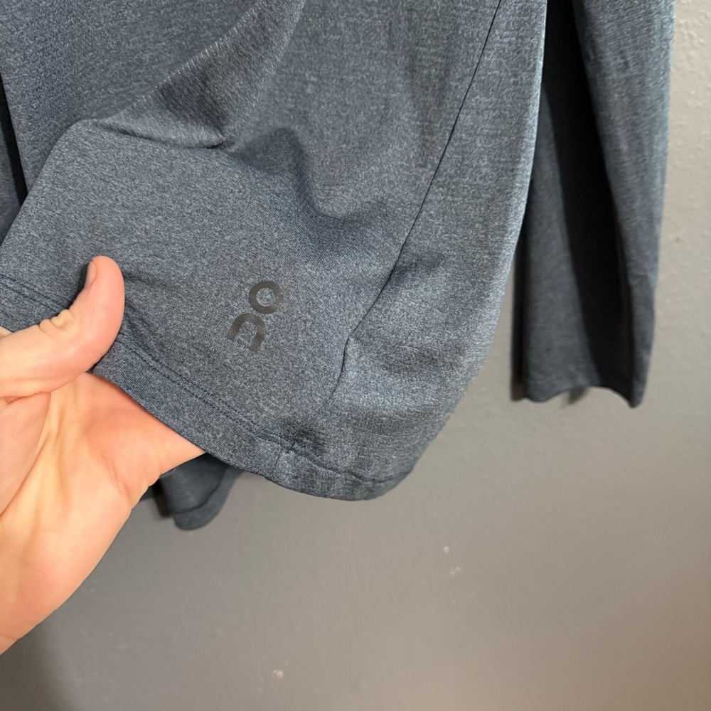 ON Running Long T in Slate Blue Size XXL - Picture 5 of 5